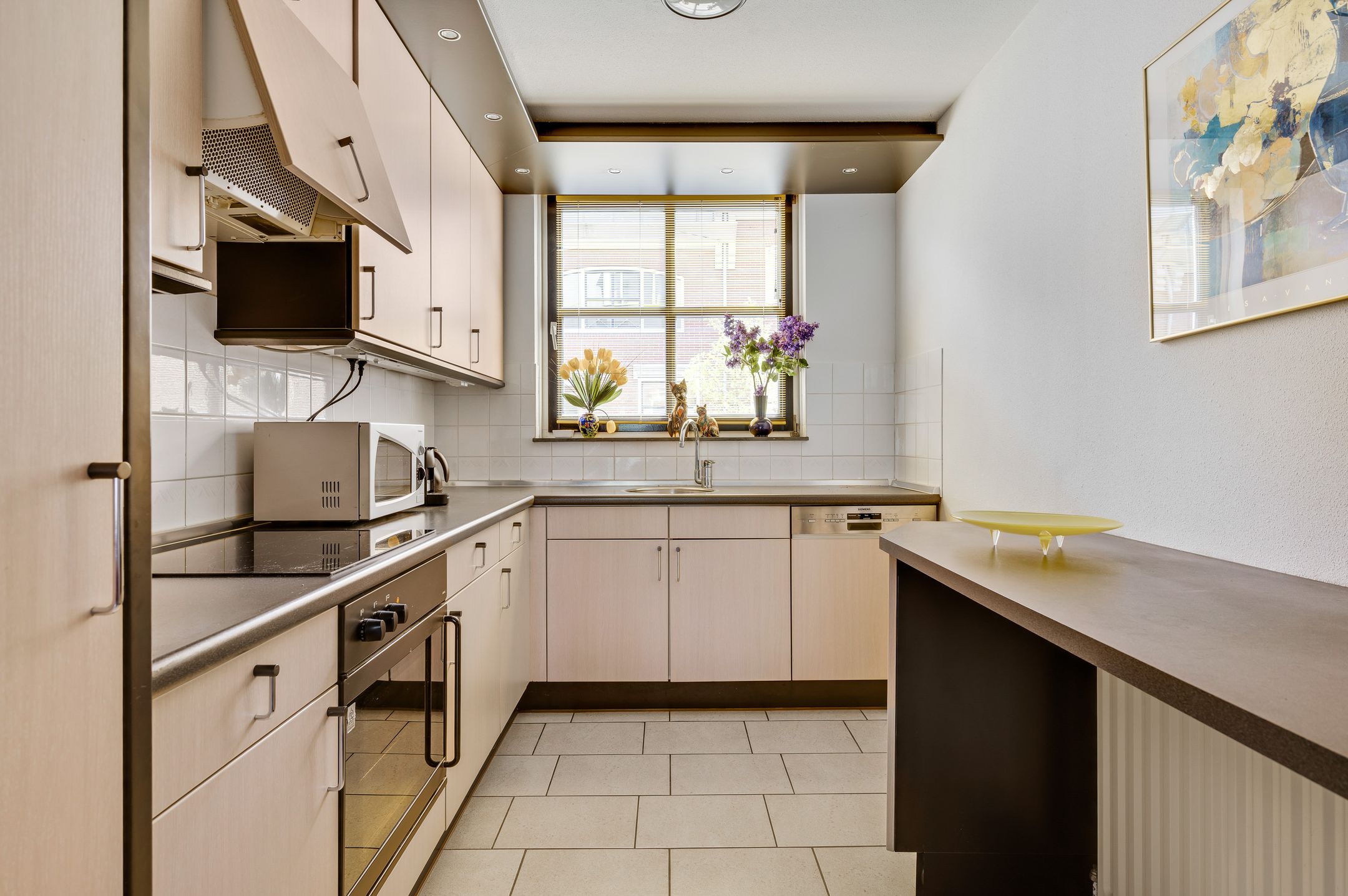 Foto 3 van Charles Vos-cour 4