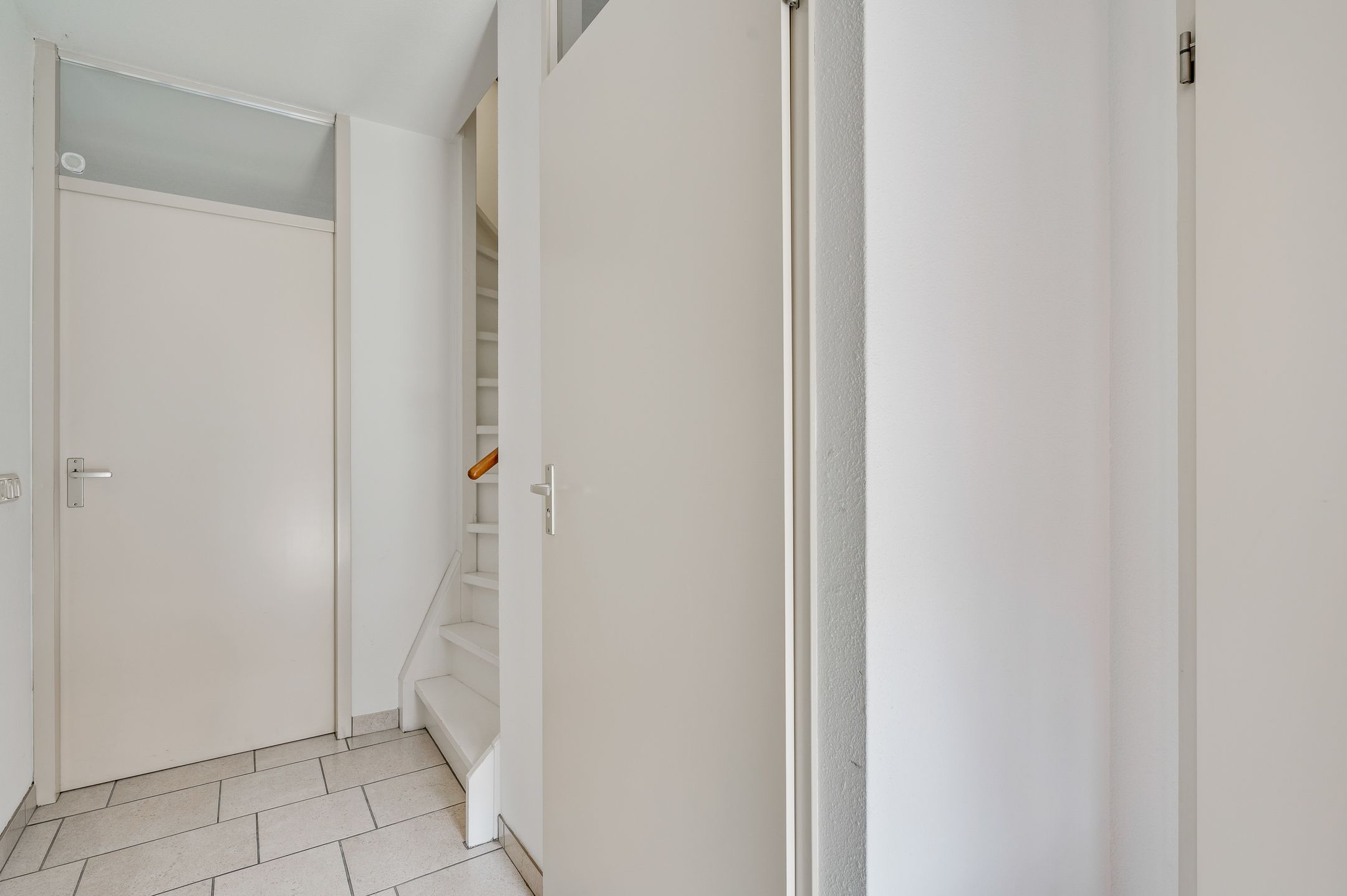 Foto 9 van Charles Vos-cour 4