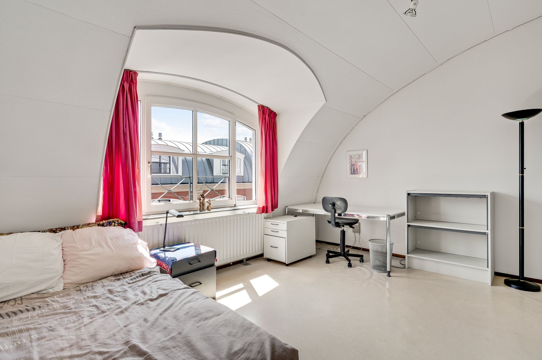 Foto 15 van Charles Vos-cour 4