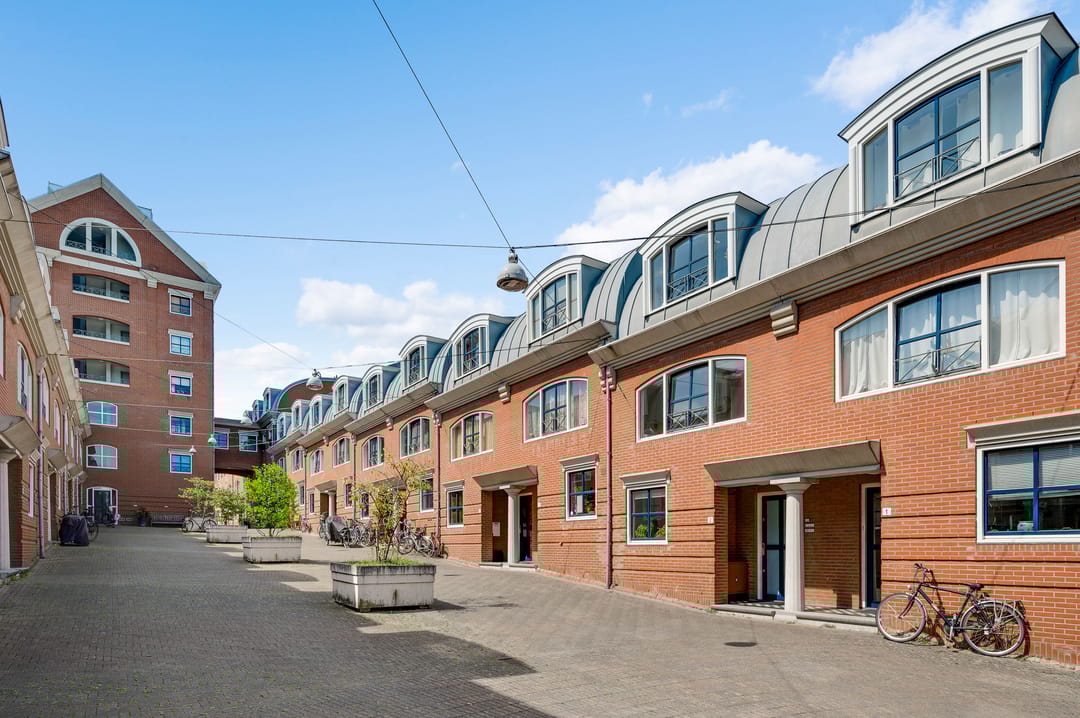 Foto 17 van Charles Vos-cour 4