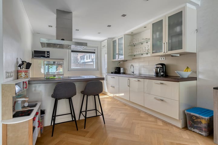 Photo 4 of Portelstraat 20