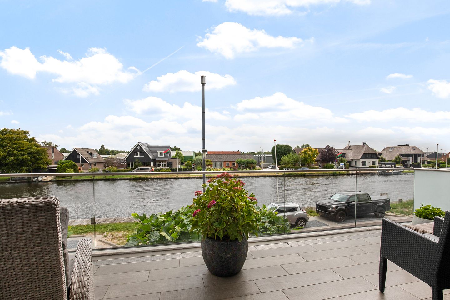 Foto 29 van Aalsmeerderdijk 674-G