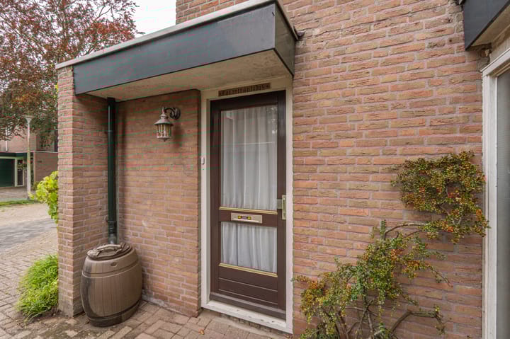 Foto 12 van Kennemerland 174