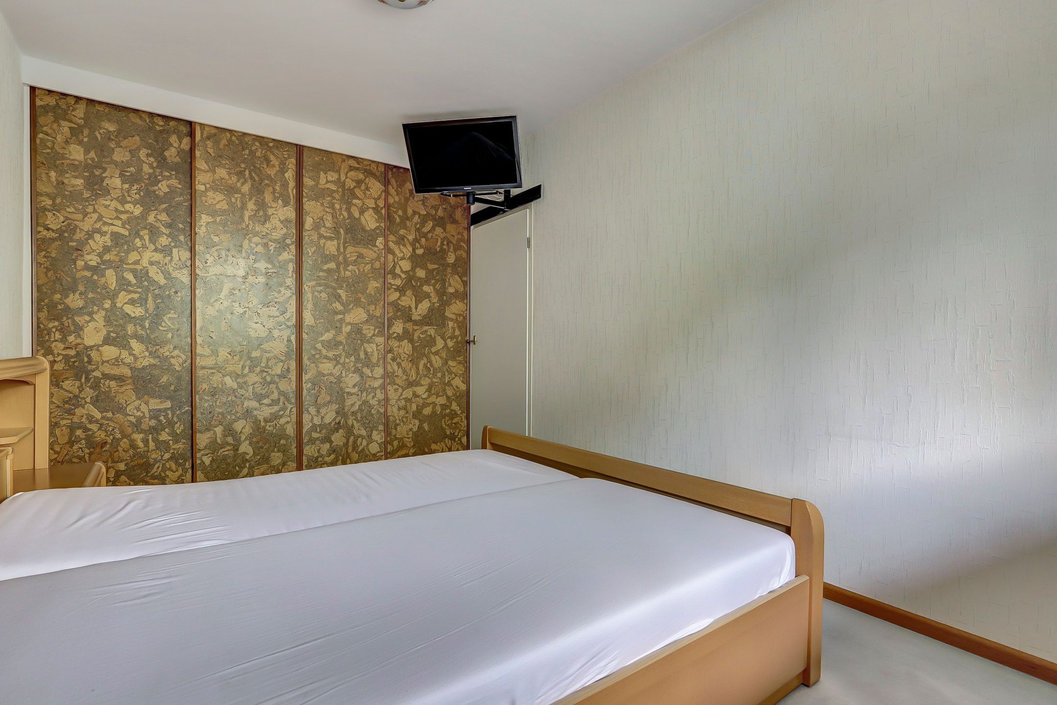 Foto 15 van Kloosplantsoen 445