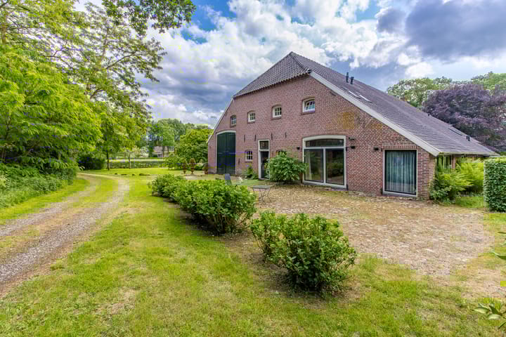 Foto 25 van Dorpsstraat 13