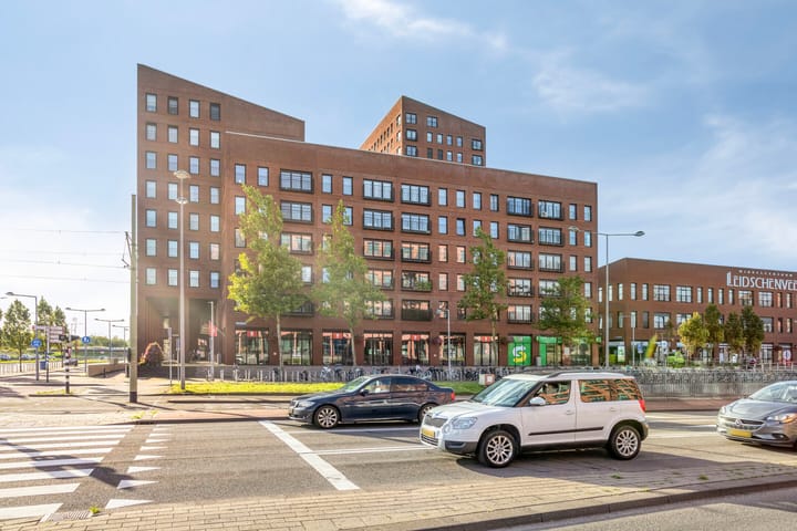 Simon Carmiggelthof 46