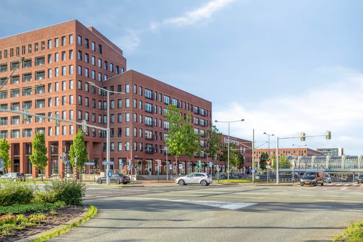 Foto 3 van Simon Carmiggelthof 46