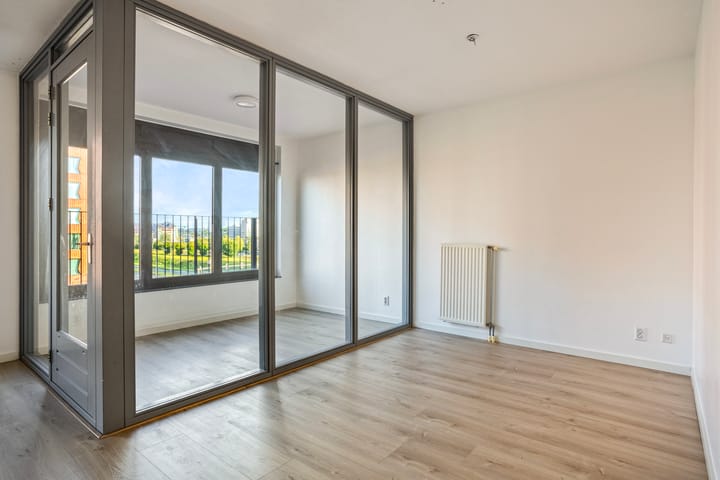 Foto 11 van Simon Carmiggelthof 46