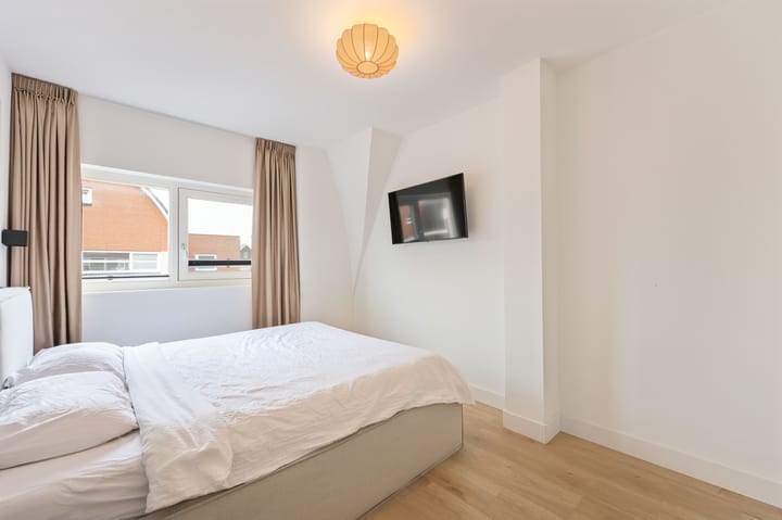 Foto 13 van W.M. Dudokstraat 40