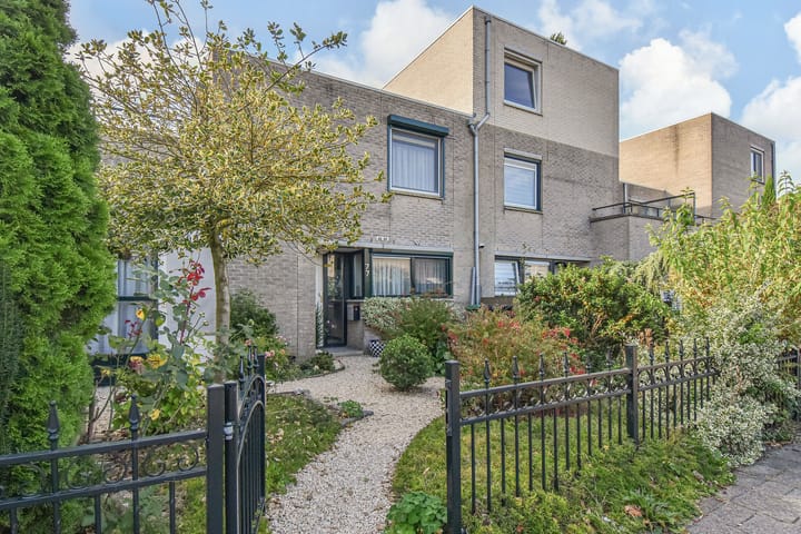 Foto 1 van Zenobiagang 77