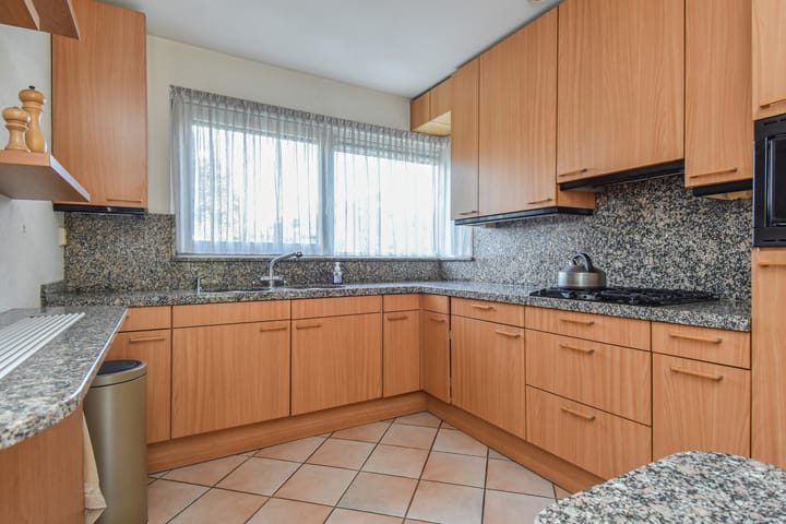 Foto 15 van Zenobiagang 77