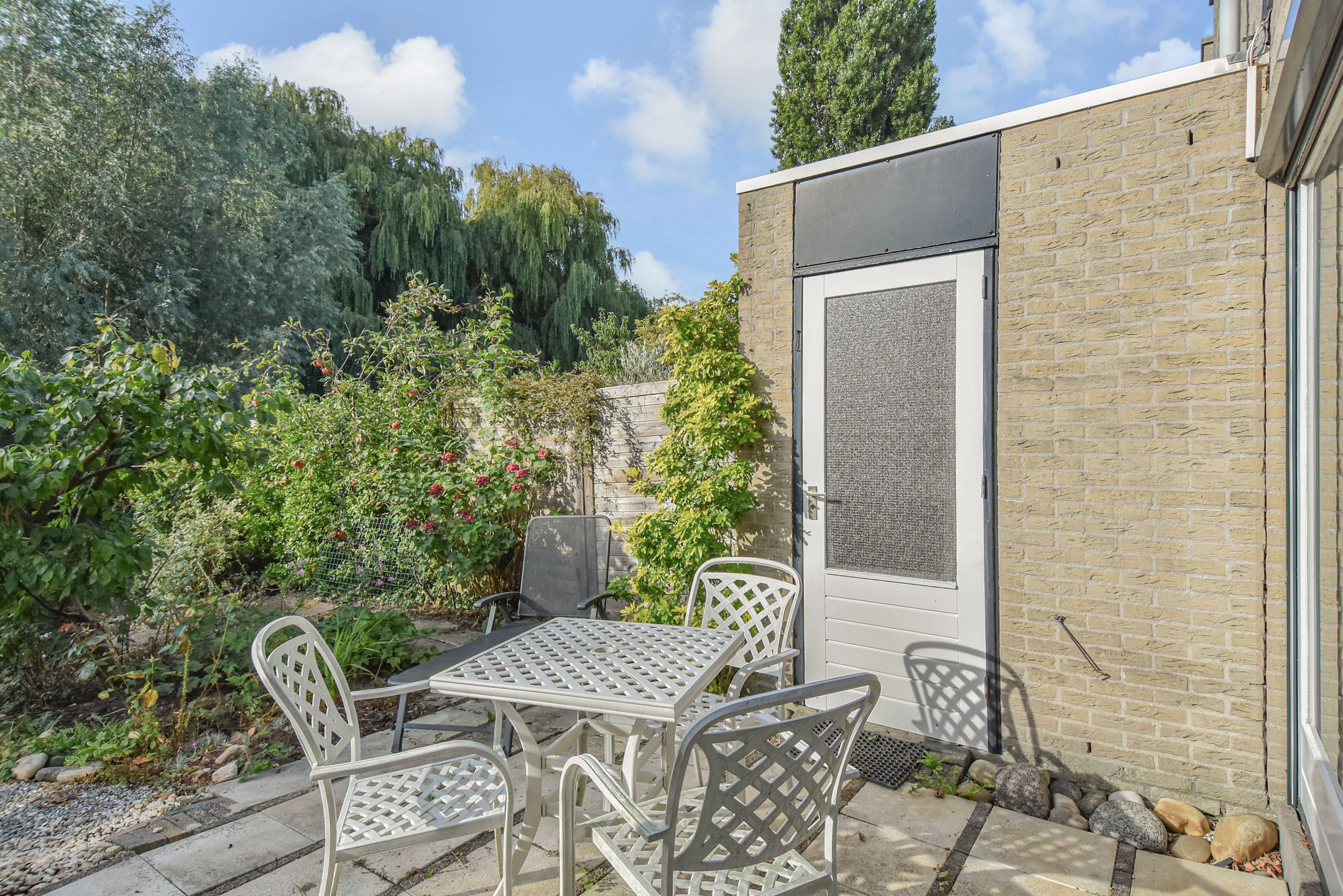 Photo 30 of Zenobiagang 77