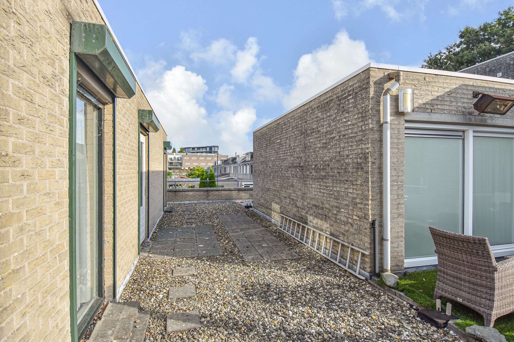 Photo 39 of Zenobiagang 77