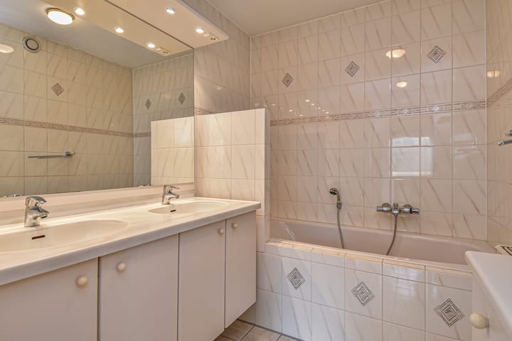 Foto 48 van Zenobiagang 77