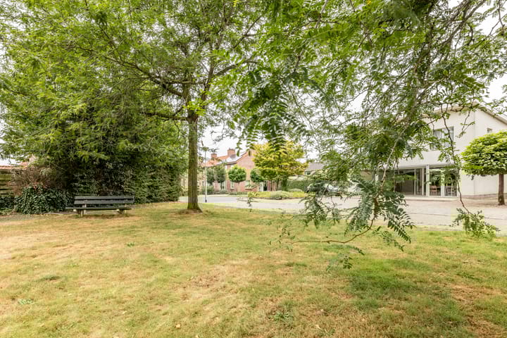 Photo 67 of Beatrixstraat 8