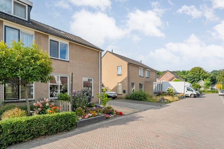 Foto 2 van Iepenlaan 20