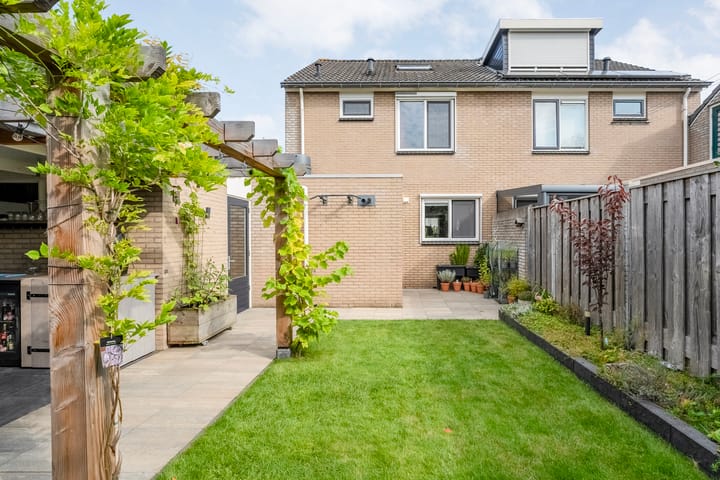 Foto 29 van Iepenlaan 20