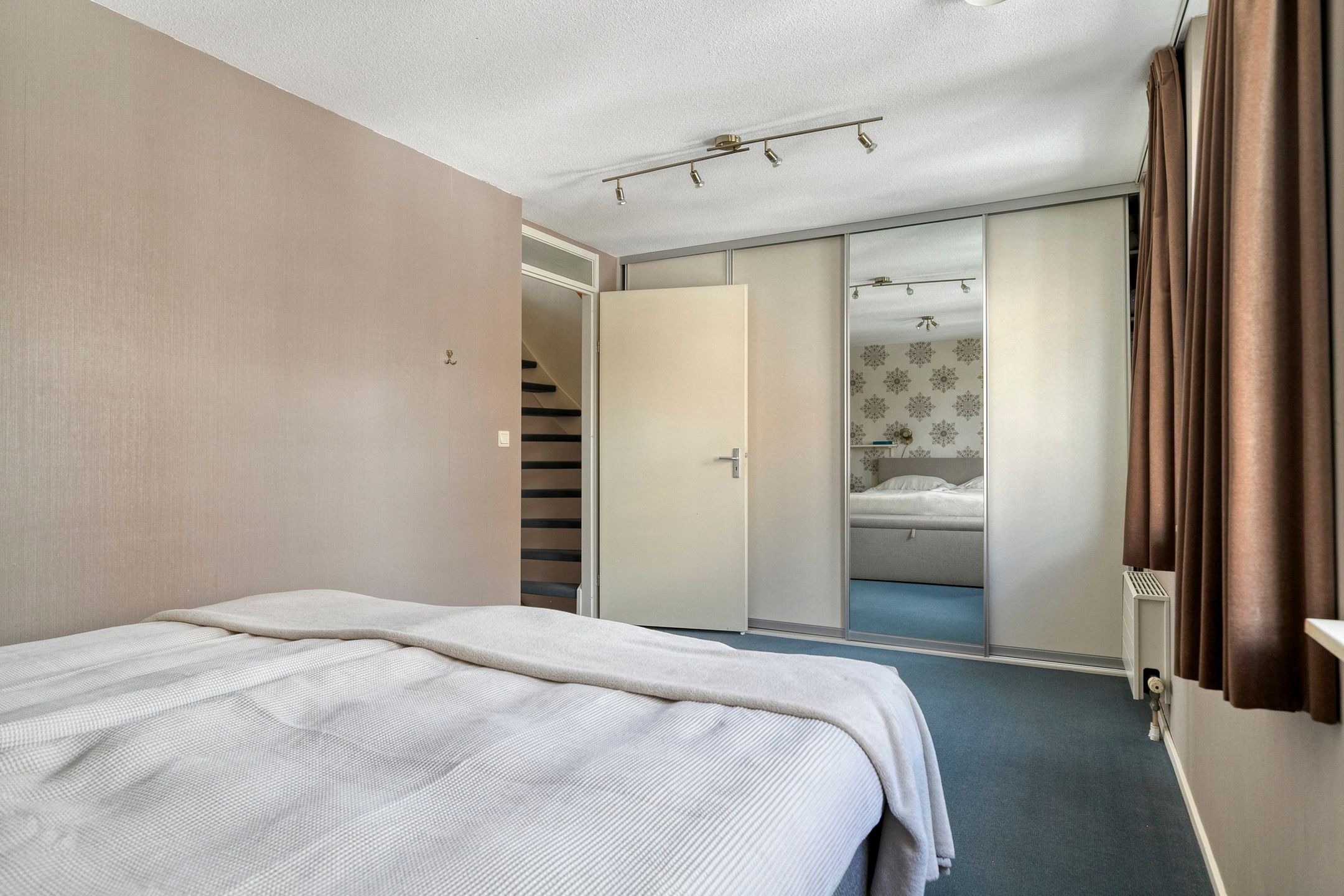 Photo 12 of Golden Delicioushof 6