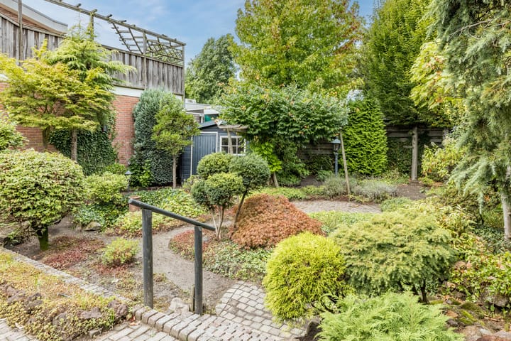 Photo 52 of Beatrixstraat 8