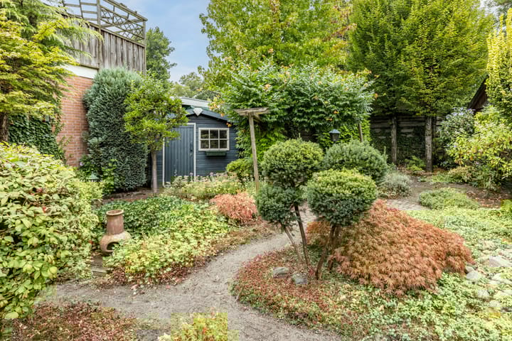 Photo 57 of Beatrixstraat 8