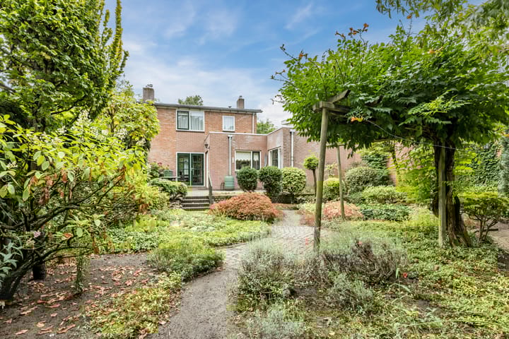 Photo 61 of Beatrixstraat 8