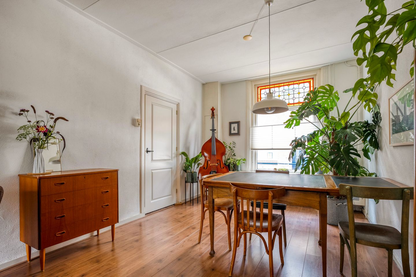 Photo 5 of Van der Laenstraat 11