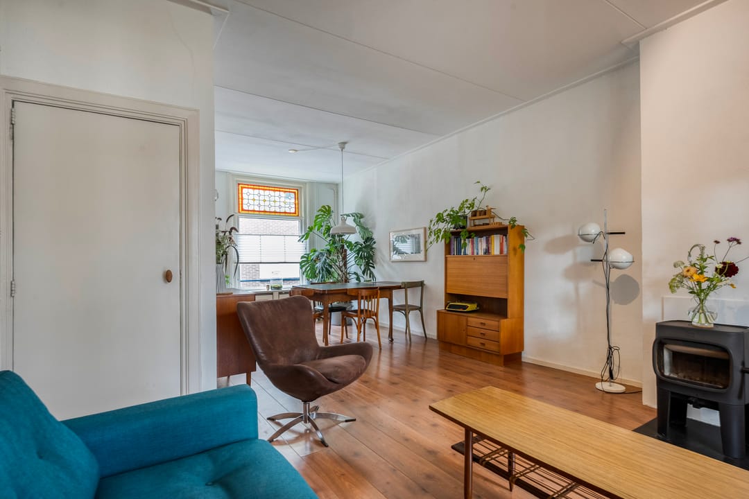 Photo 7 of Van der Laenstraat 11