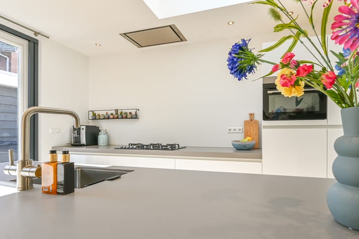 Foto 13 van Croesenstraat 57