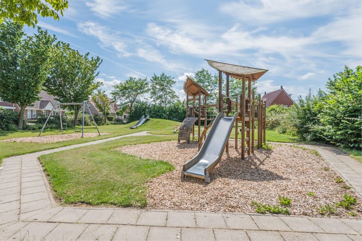 Photo 62 of Schoolstraat 69