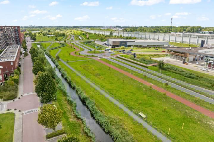 Foto 31 van Titanium 40