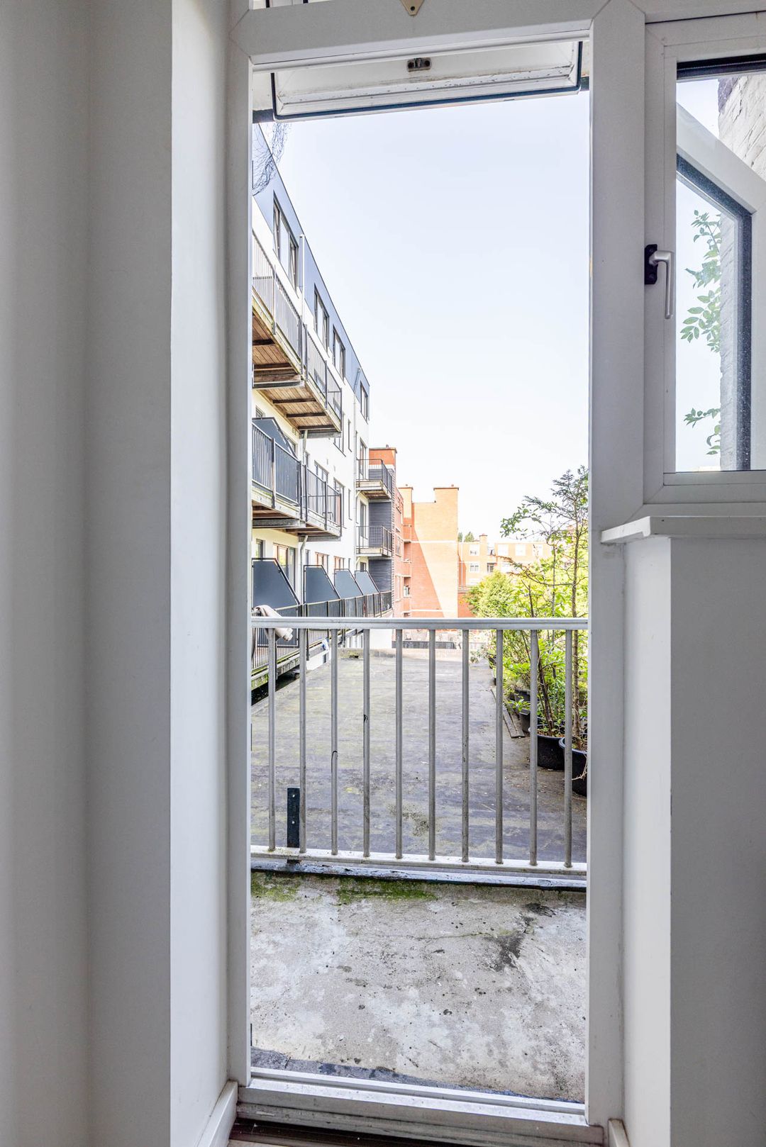 Photo 13 of Crooswijkseweg 95-A01