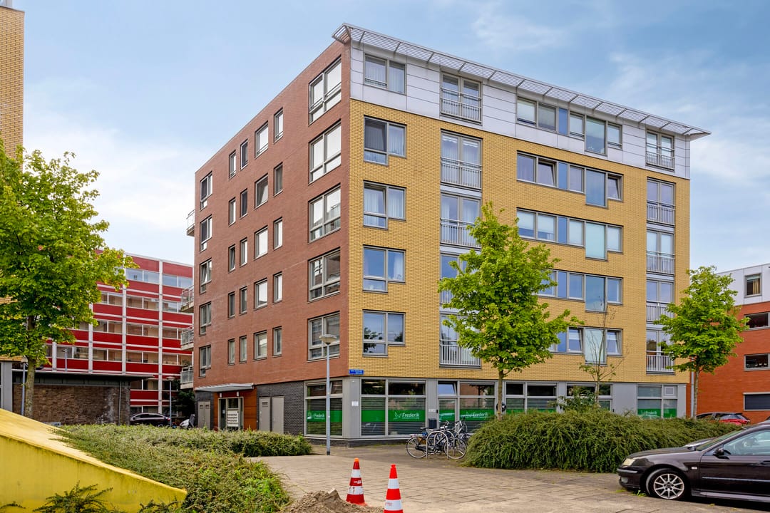 Photo 1 of Burgemeester Honnerlage Gretelaan 363-D