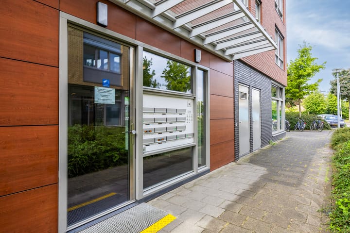 Foto 21 van Burgemeester Honnerlage Gretelaan 363-D