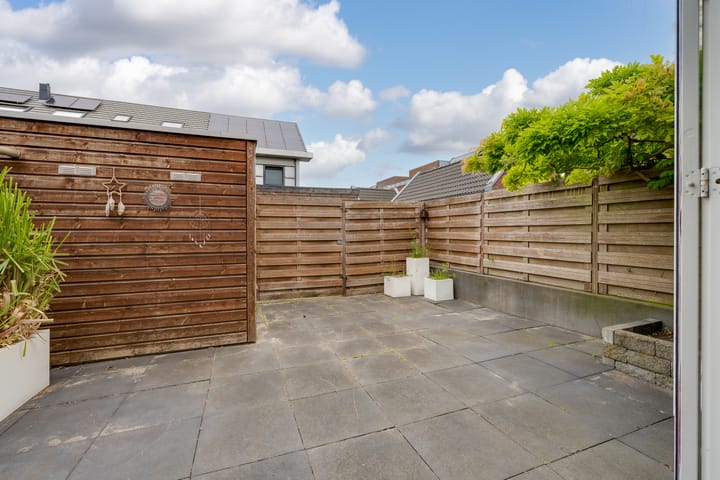 Photo 24 of Zwarte Ring 171