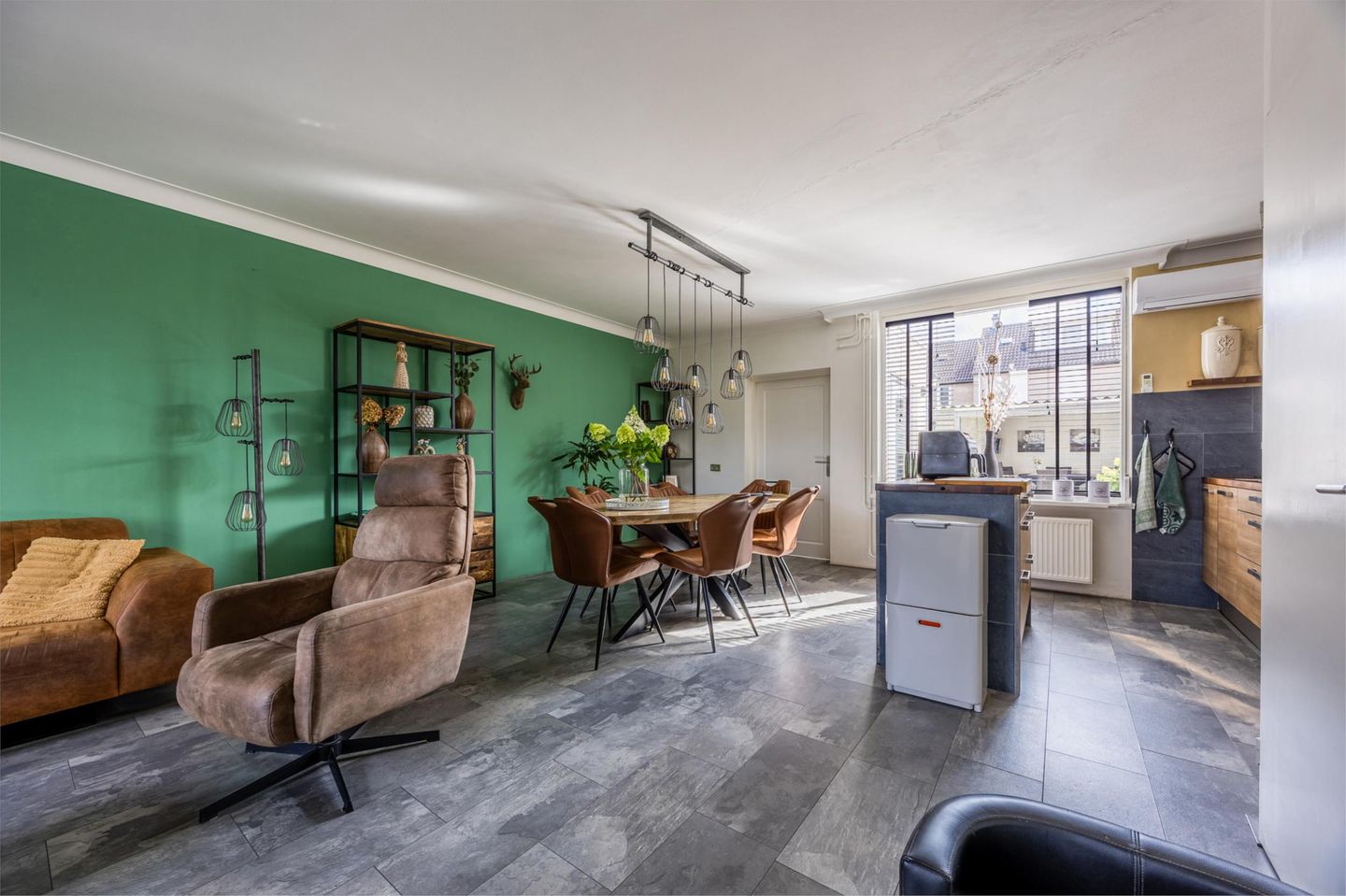 Photo 10 of Perelaar 1