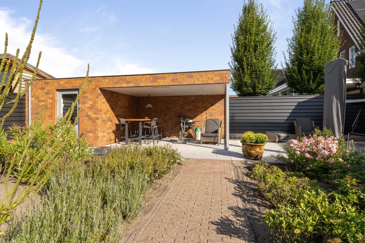 Foto 63 van Lange Brugstraat 33