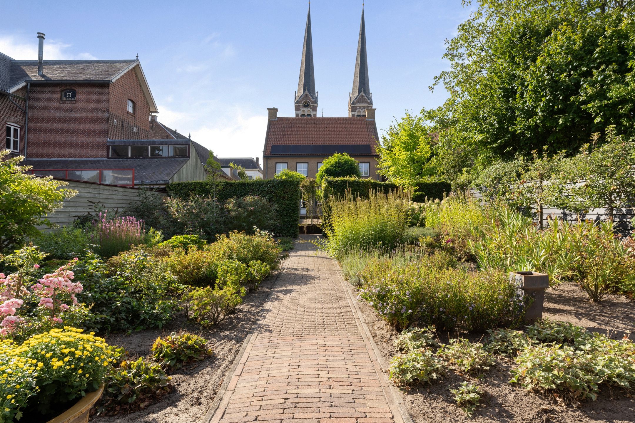 Foto 66 van Lange Brugstraat 33