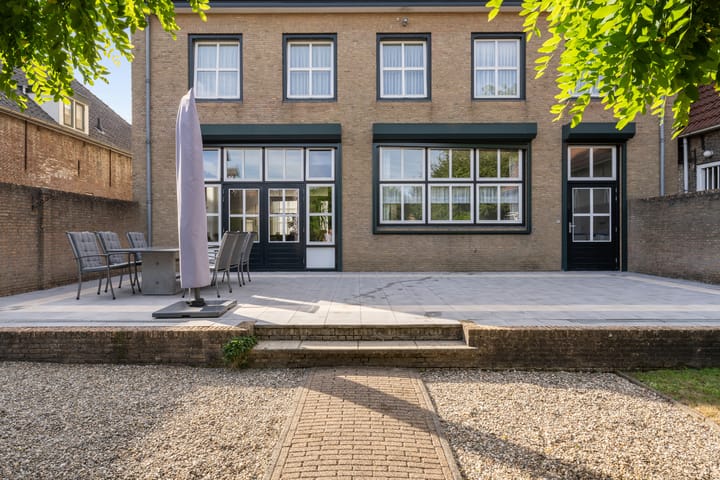 Foto 70 van Lange Brugstraat 33