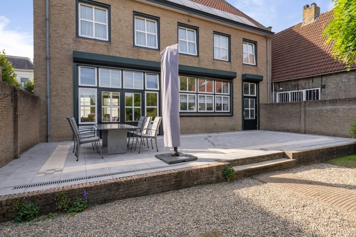 Foto 71 van Lange Brugstraat 33