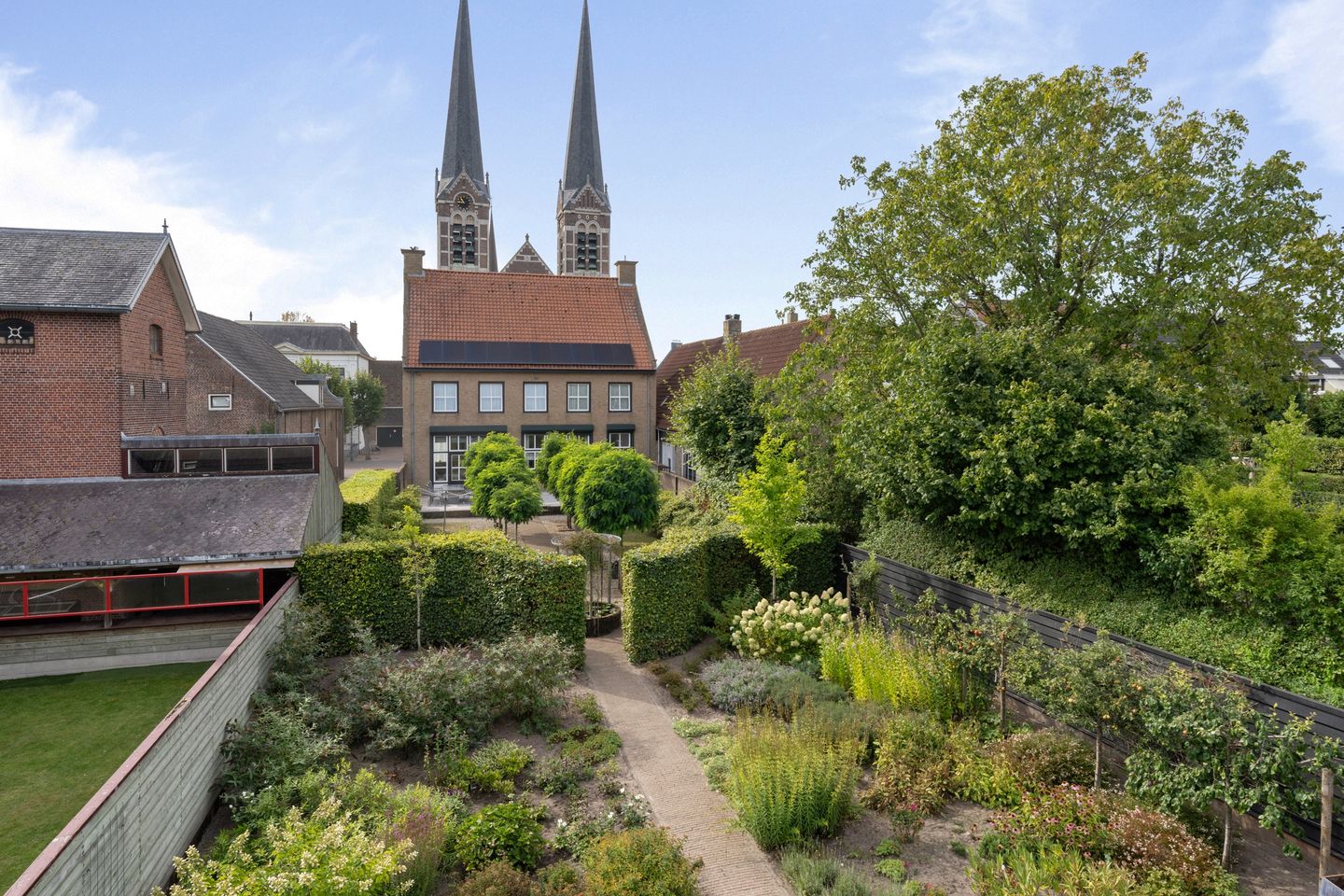 Foto 74 van Lange Brugstraat 33