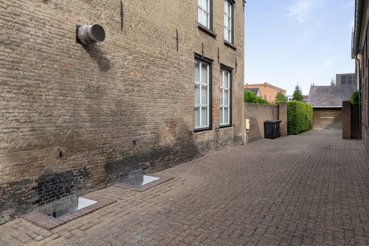 Foto 77 van Lange Brugstraat 33