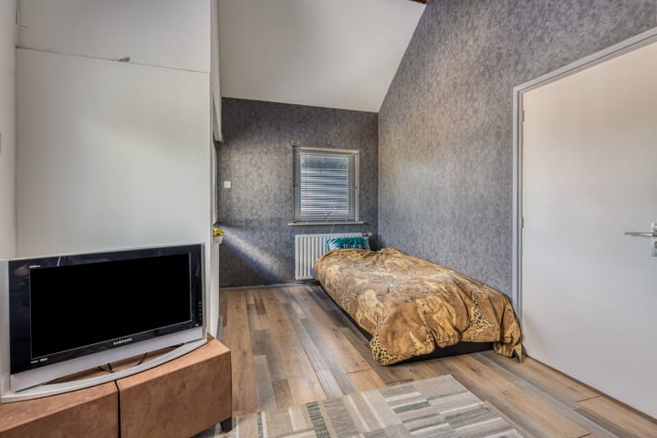 Foto 25 van Antwerpsestraatweg 80