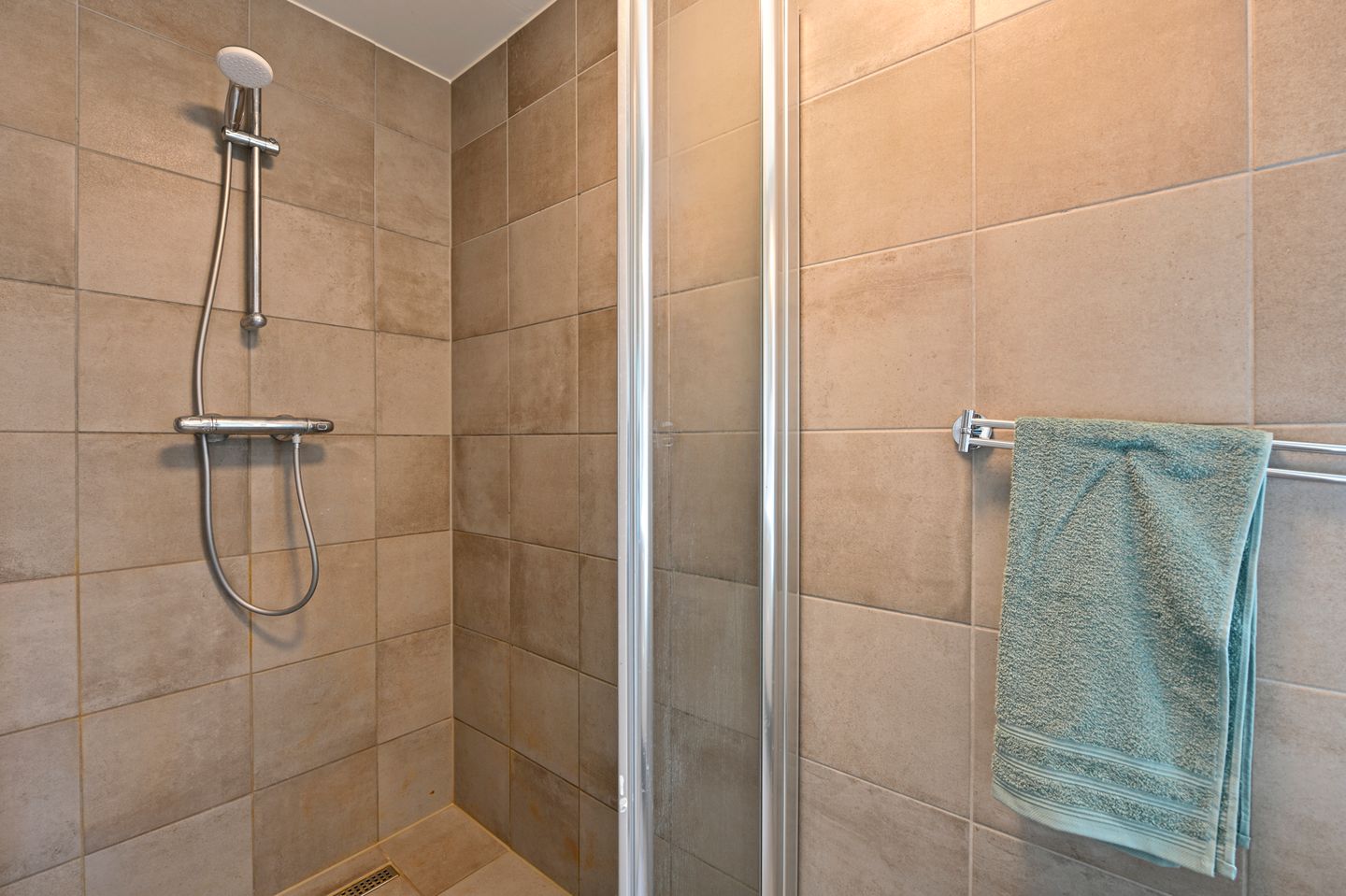 Foto 19 van Basisveenstraat 11-A