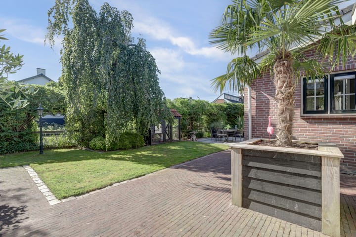 Photo 37 of Kerkweg 42