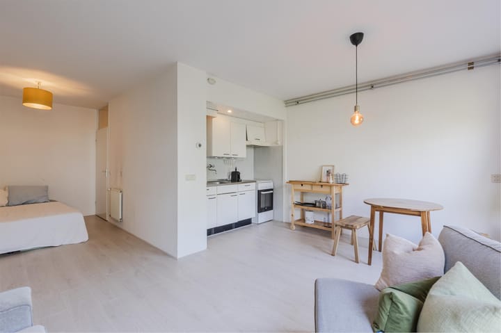 Foto 8 van Dantestraat 136