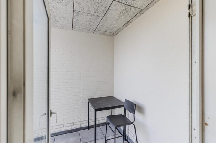 Foto 23 van Dantestraat 136