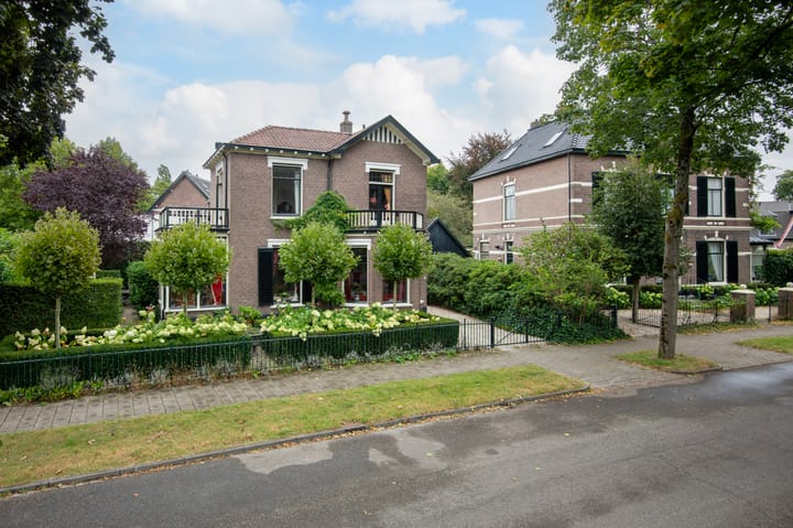 Foto 1 van Jhr. Mr. G.W. Molleruslaan 14