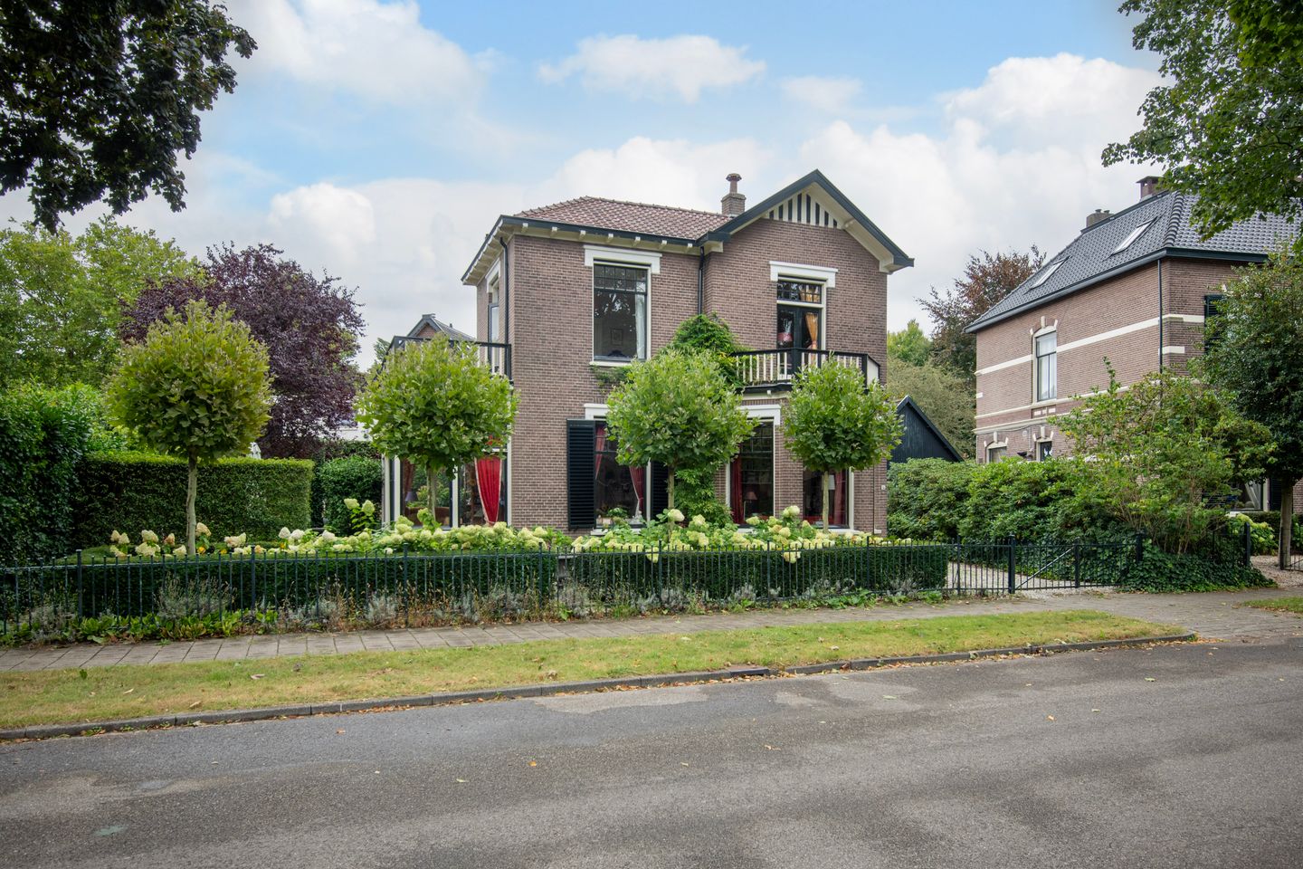 Foto 49 van Jhr. Mr. G.W. Molleruslaan 14