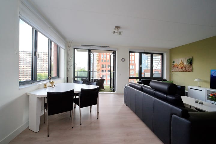 Foto 13 van Martinus Nijhofflaan 182