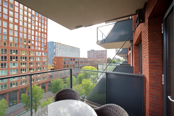 Foto 16 van Martinus Nijhofflaan 182